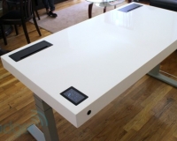 (中文) Stir Kinetic Desk 是一張會升降和學習用戶使用習慣的工作桌,主站動手玩 (中文) Stir Kinetic Desk 是一張會升降和學習用戶使用習慣的工作桌,主站動手玩