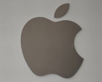 (中文) 蘋果,我們消費者需要一個解釋 (中文) 蘋果,我們消費者需要一個解釋