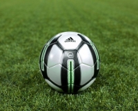 (中文) 成為你的訓練夥伴,Adidas 正式發表 miCoach smart ball 智慧足球 (中文) 成為你的訓練夥伴,Adidas 正式發表 miCoach smart ball 智慧足球